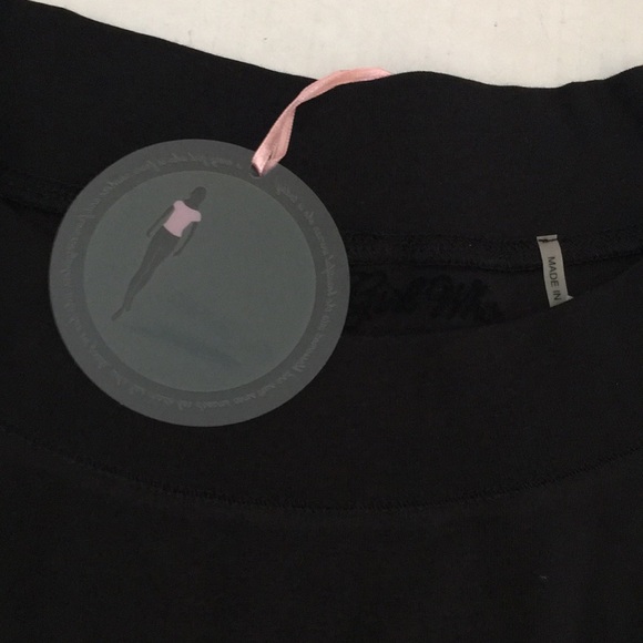 One girl who short sleeve shirt. NWT - Picture 2 of 3